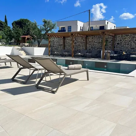 Olivea Luxury Lägenhet *